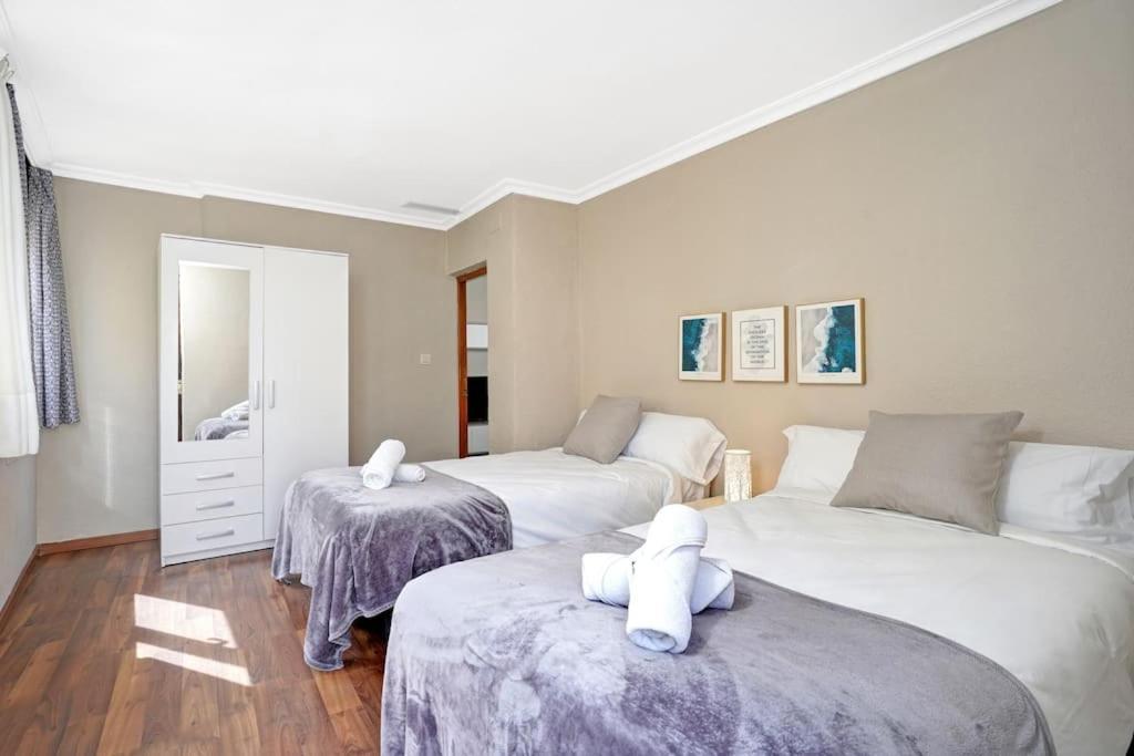 Apartamento Granada Centro. Atico Ayuntamiento Bagian luar foto